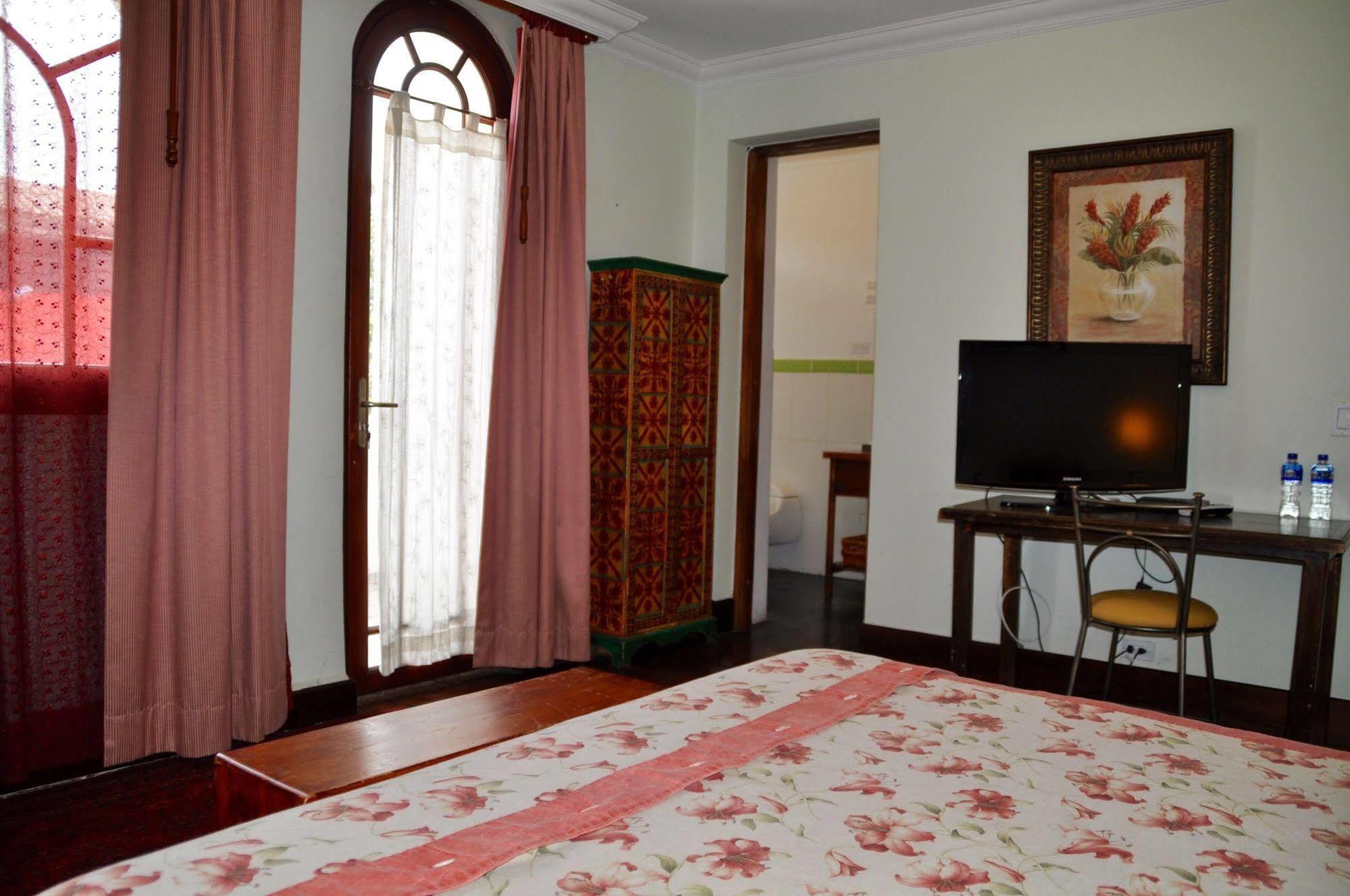 Boutique Hotel Casa Foch Quito Buitenkant foto