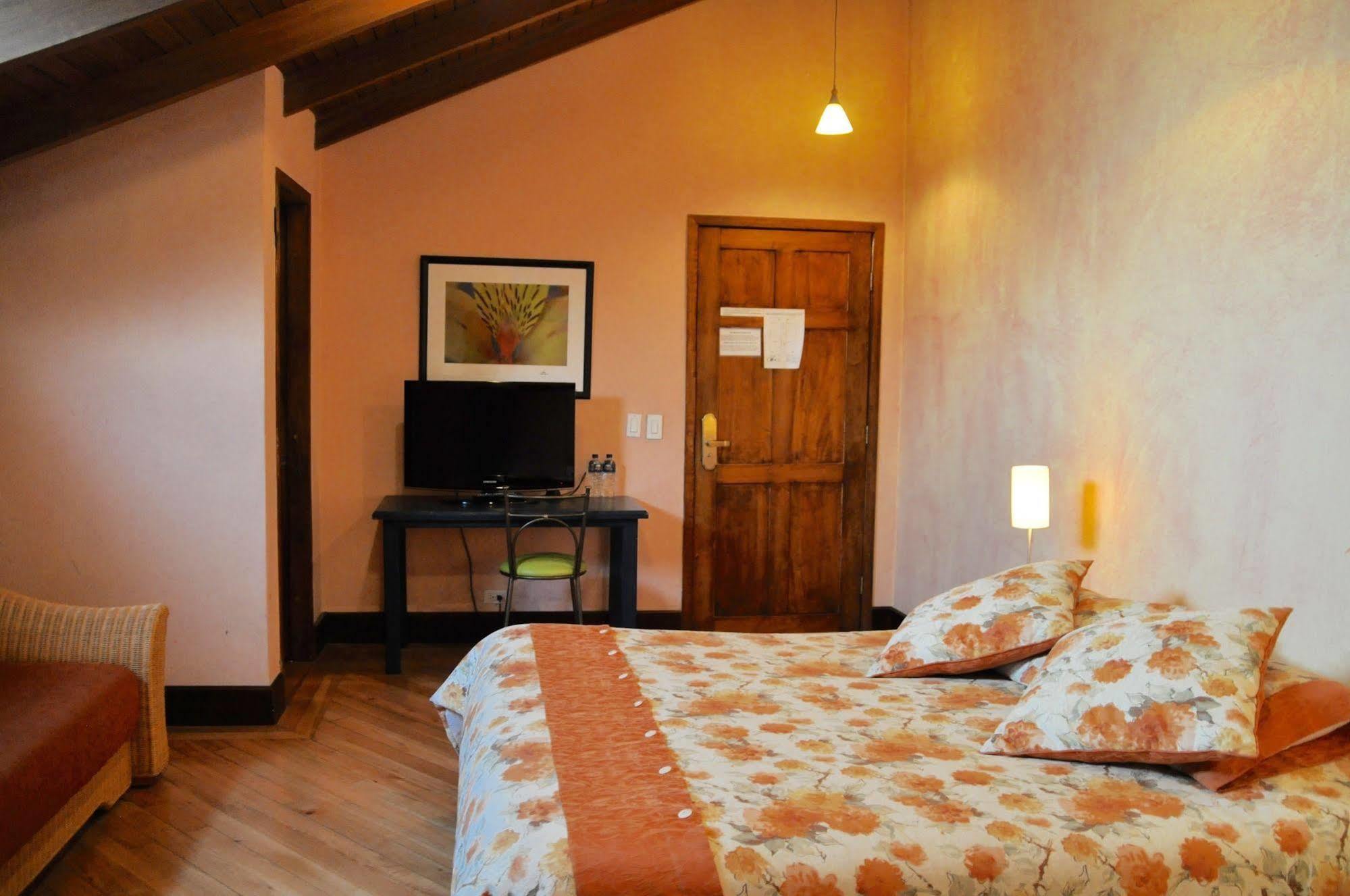 Boutique Hotel Casa Foch Quito Buitenkant foto